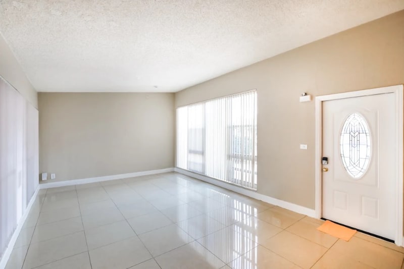 Building Photo - 8084 SW 33rd Terrace