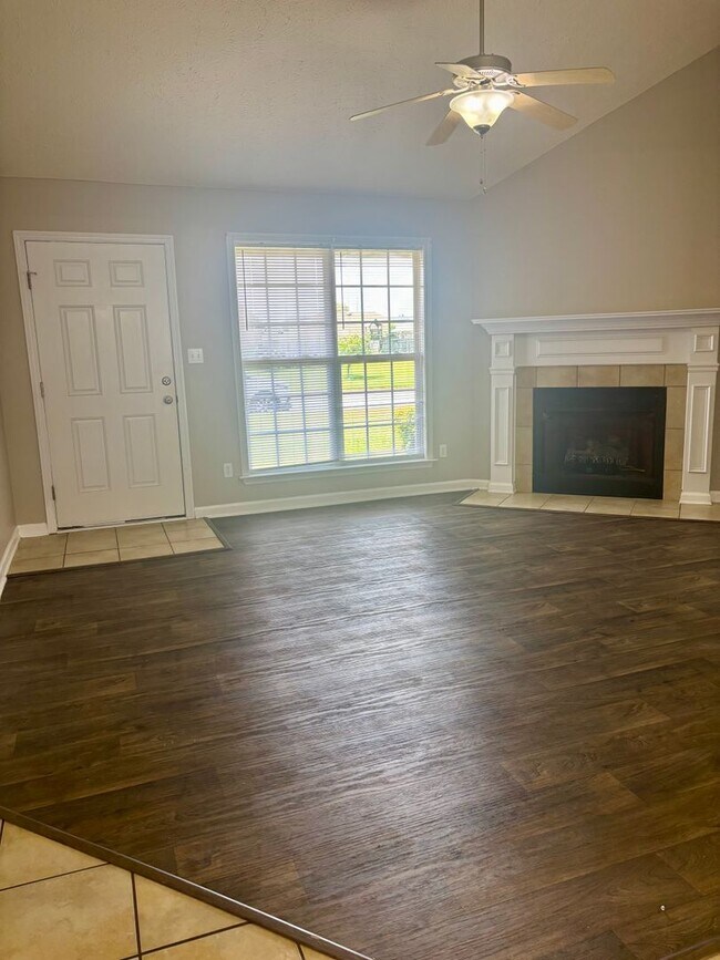 Building Photo - 3 Bedroom 2 bath  Medina Area