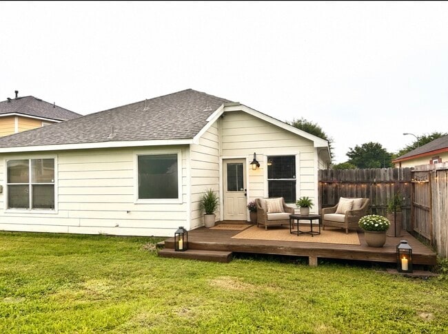 Building Photo - 19007 Desert Marigold Dr