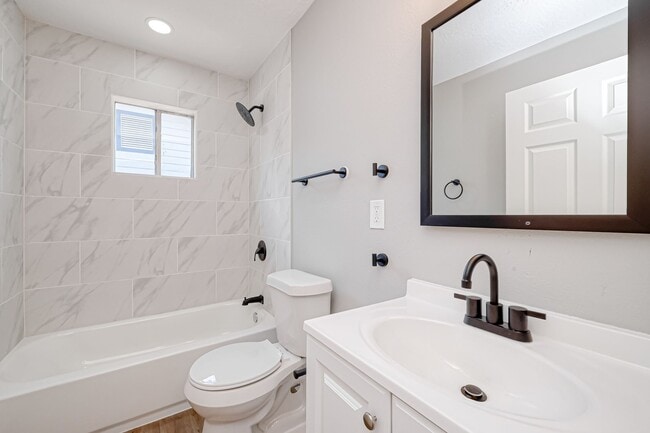 Building Photo - 6715 Victoria St