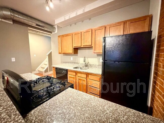 Building Photo - 3947 Mintwood St