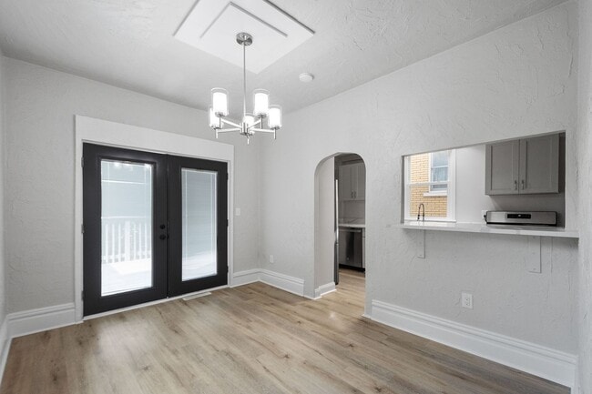 Building Photo - Charming 2 bedroom home in Beechview available May 1!