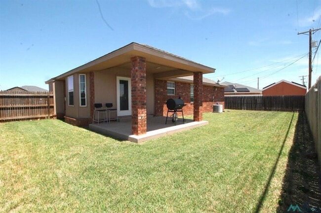 Building Photo - 125 Sombrero Rd