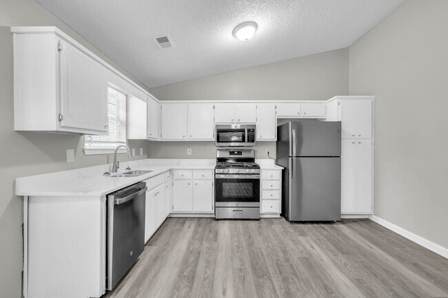 Building Photo - Welcome to your beautifully refreshed home in Hampton, where comfort, style, and convenience come...