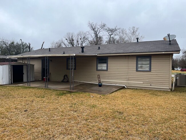 Building Photo - South Bossier 3BR