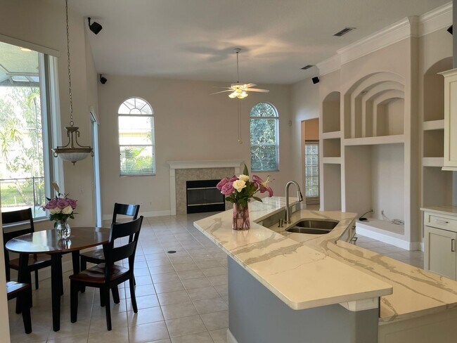 Building Photo - 10008 Canopy Tree Ct