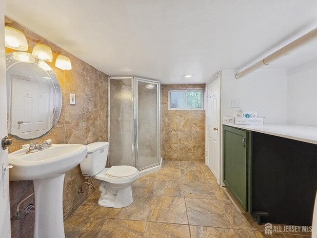 Building Photo - 205 Ashland Rd