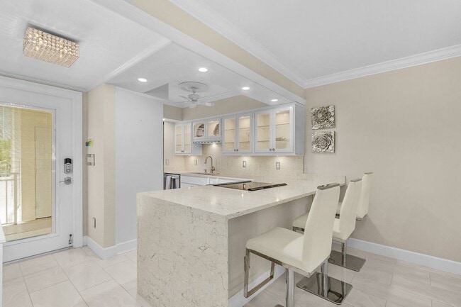 Building Photo - 234 Banyan Blvd