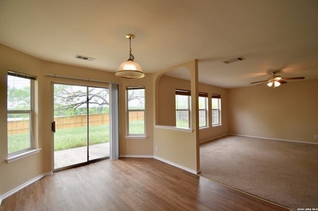 Building Photo - 10527 Cub Haven
