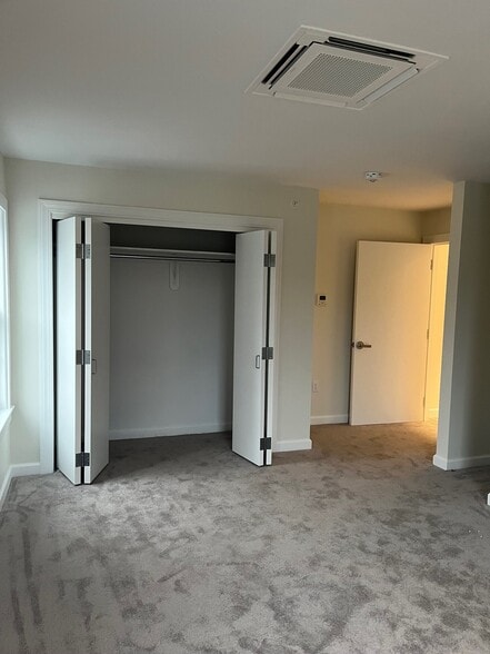 Building Photo - 96 Broad St