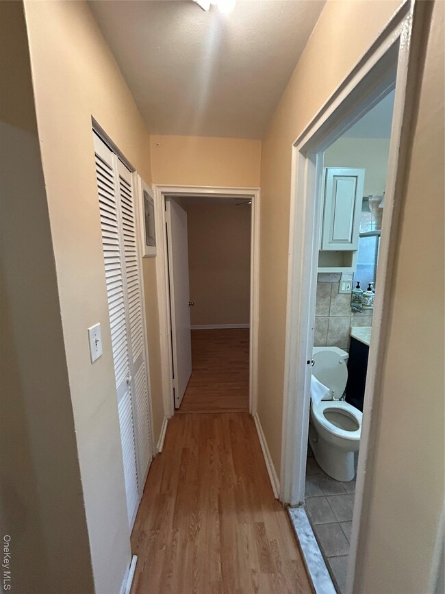 Building Photo - 82-34 Langdale St