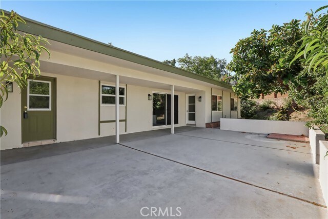Building Photo - 1184 Lyndhurst Dr