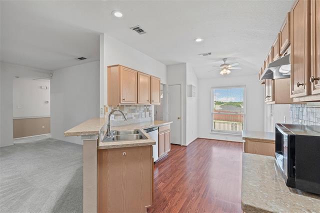 Building Photo - 1100 Cedarcrest Dr