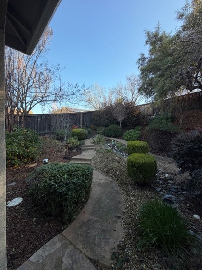 Building Photo - Beautiful 2 Bedroom and 2 Bathroom Home with 3 Car Garage in 55+ Gated Community $2,795.00