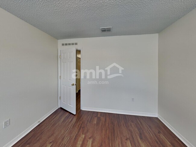 Building Photo - 3428 Alec Dr