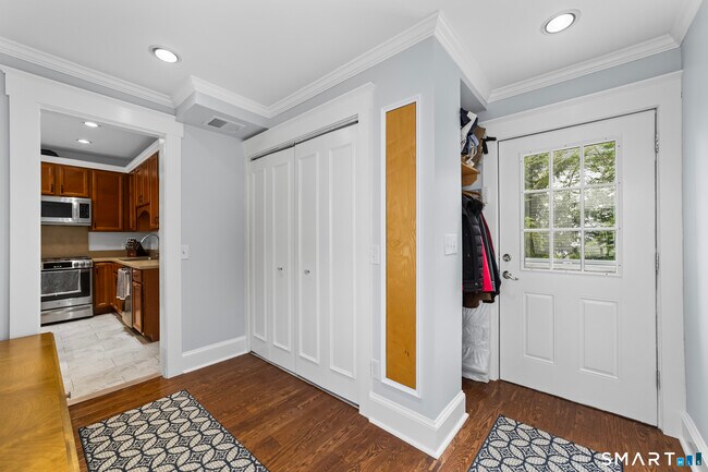 Building Photo - 3 Park Pl