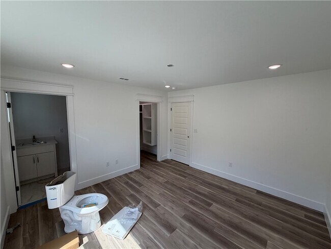 Building Photo - 2091 W Ora Dr