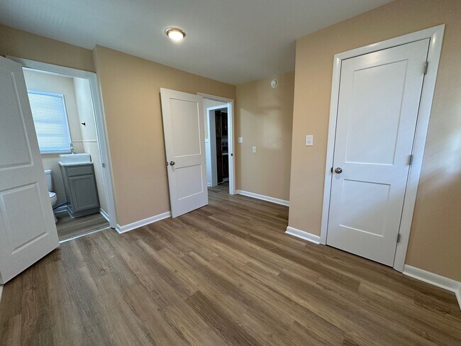 Building Photo - Charming Renovated 3 Bedroom, 1.5 Bath Home located off Hwy 87 on a 1 Acre lot.