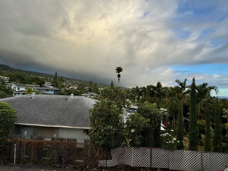 Mauka view - 76-6125 Royal Poinciana Way