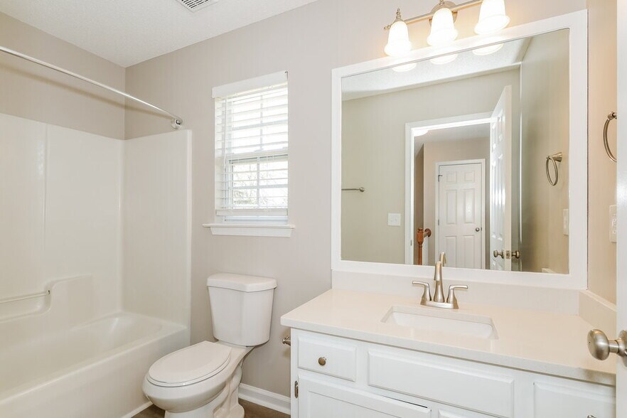 Building Photo - 6104 Brick Landing Dr