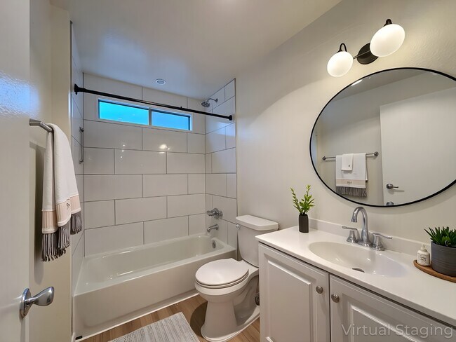 Building Photo - 10140 Mountair Ave