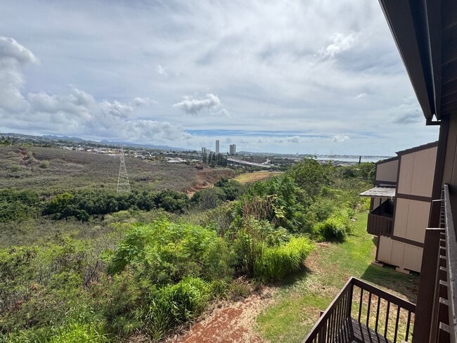 Building Photo - For rent: 98-1433 Kaahumanu St. #F, Aiea, ...