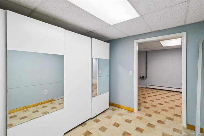 Building Photo - 43 W Elderkin Ave
