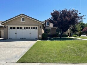 Building Photo - 104 Cedmont Dr