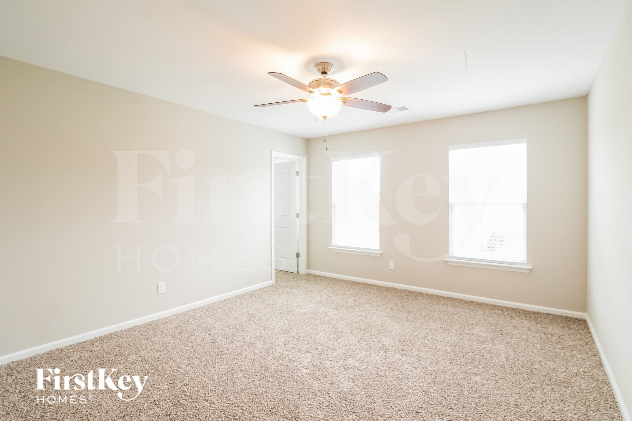 Building Photo - 161 Vango Dr