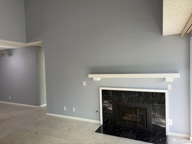 Building Photo - 3660 Knollwood Terrace