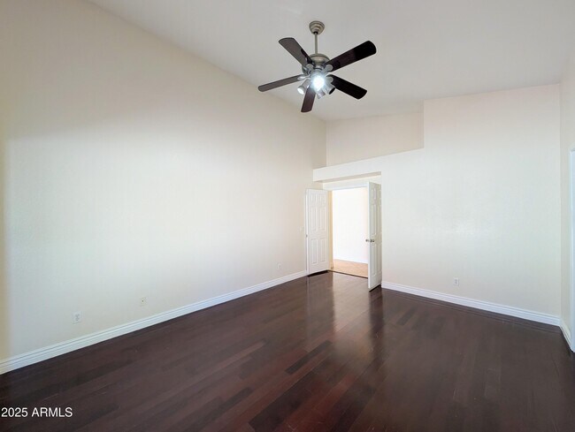 Building Photo - 5232 W Tonto Rd
