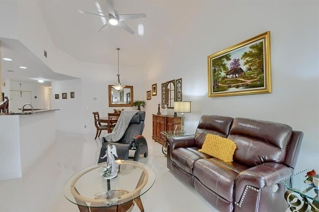 Building Photo - 65 Centennial Ct