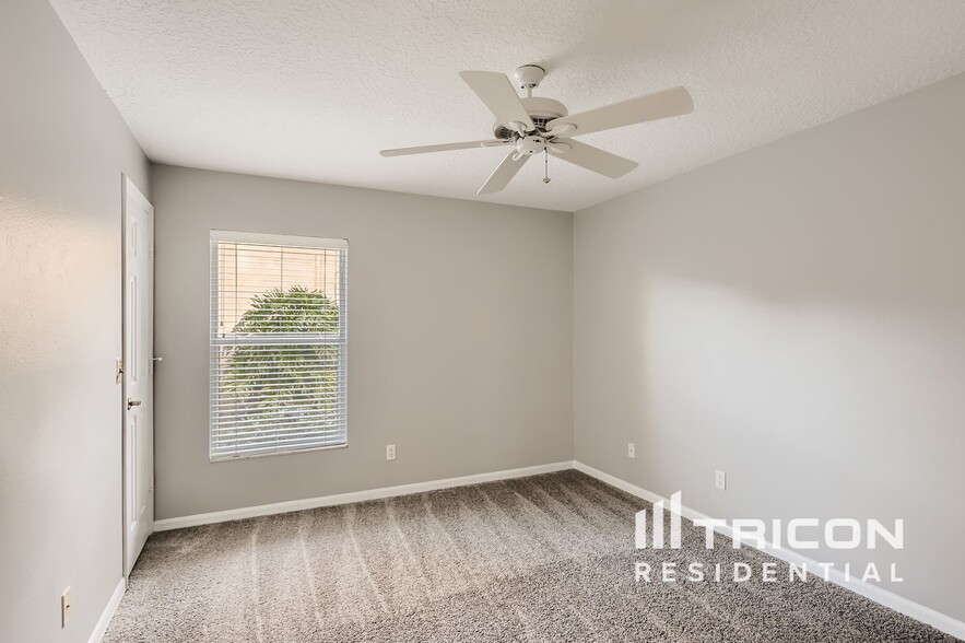 Building Photo - 1526 Cherry Lake Way