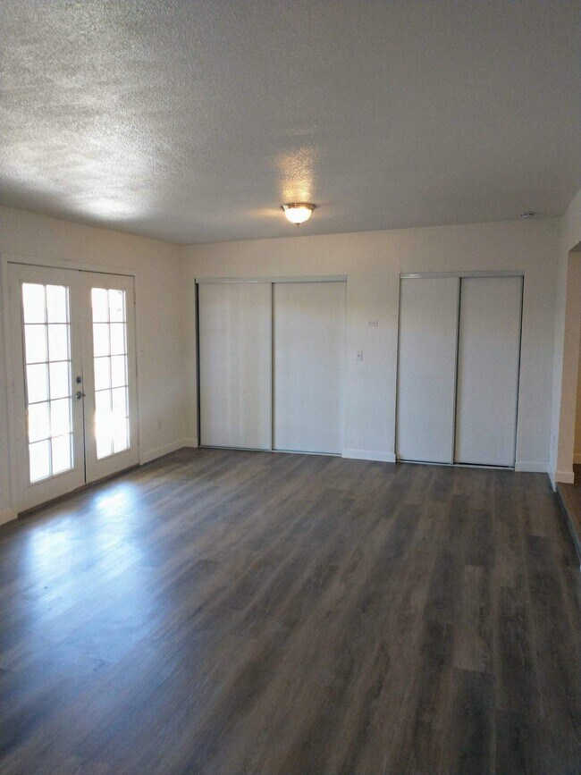 French doors to patio and extra storage - 1819 S Windsor