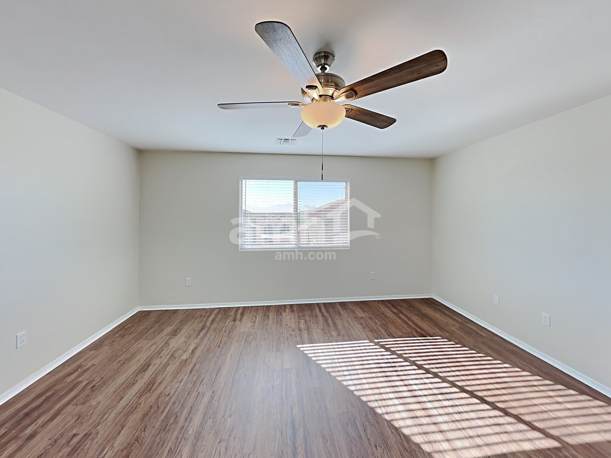 Building Photo - 7558 E Majestic Palm Ln