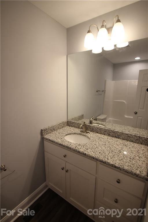 Building Photo - 619 Flynwood Pl SW