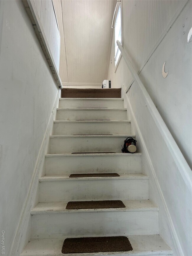 Building Photo - 139 Derby St