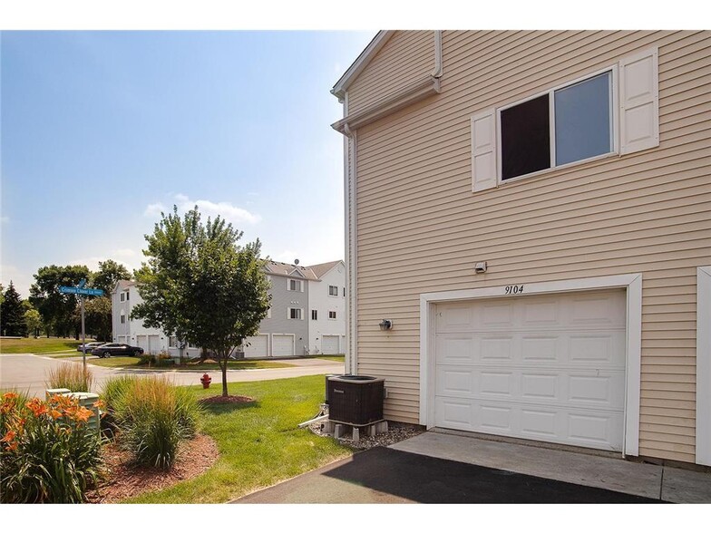 Building Photo - 9104 Klondike Ct