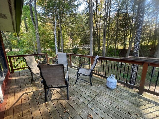 Building Photo - 4BR/1.5 Bath in Dalton – $2,800/mo Peacefu...