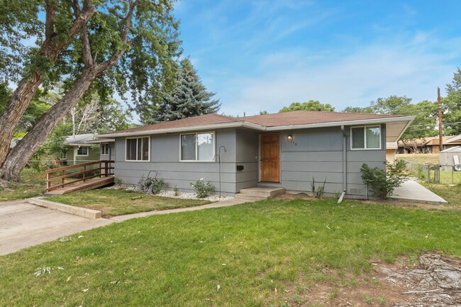 Primary Photo - 1119 Winona Dr