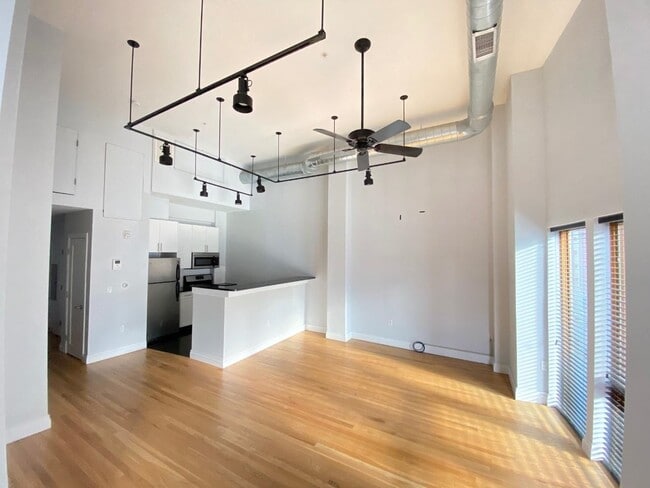 Building Photo - 338 Grove St