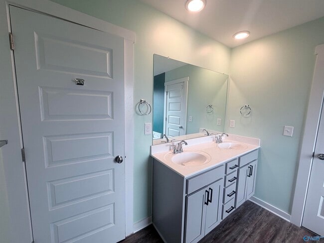 Building Photo - 4200 Textile Ln