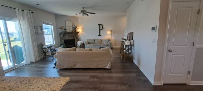 Building Photo - Magnificent Home in The Paddocks at Woodcr...