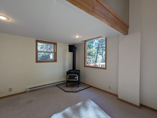 Building Photo - 286 Antler Rdg Rd