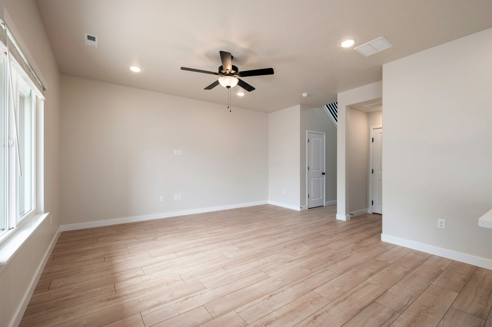 Building Photo - 12903 S Parade Trail Ct