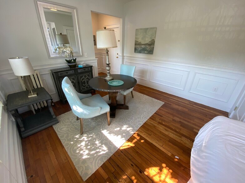 Building Photo - 32 Worthington St