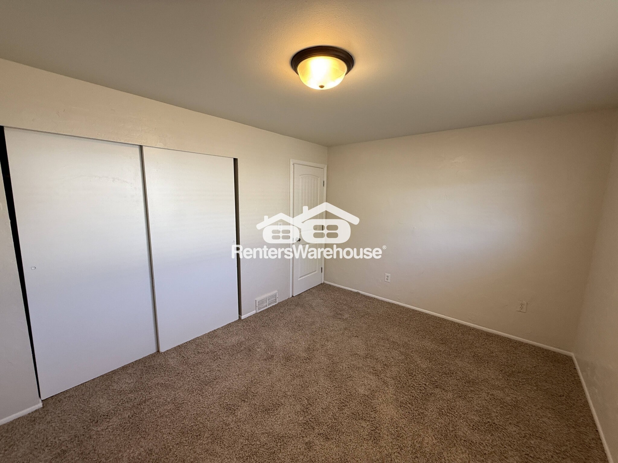 Building Photo - 3826 W Tuscaloosa Way
