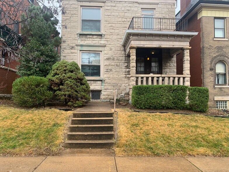 Building Photo - 3808 Flad Ave