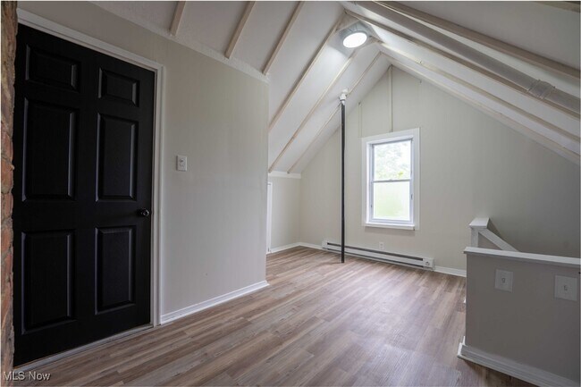 Building Photo - 428 E 148th St