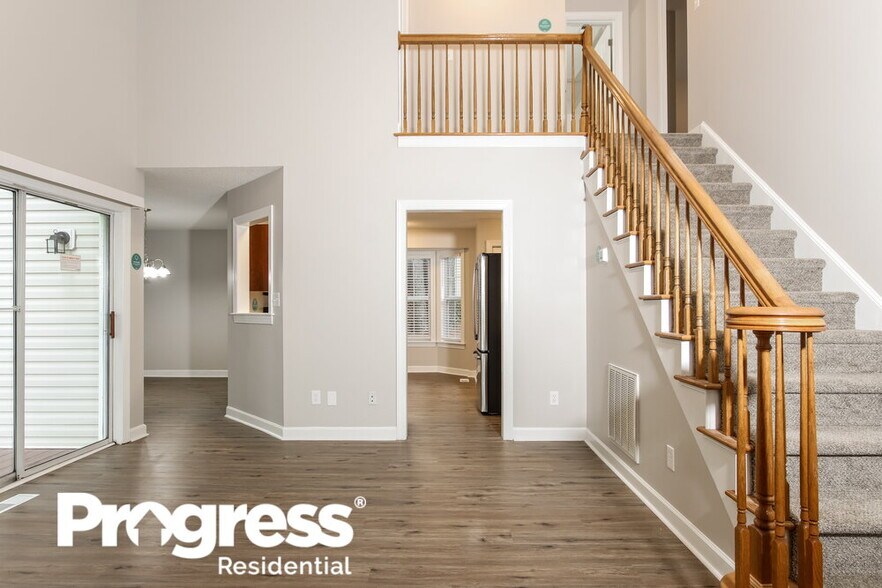 Building Photo - 110 Alberbury Commons Ct